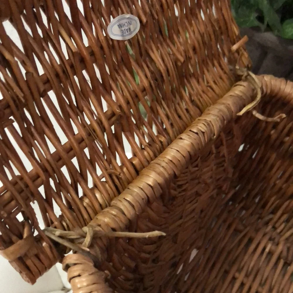 Vintage Wicker “Picnic Basket” Style Purse/Tote-9x7x5